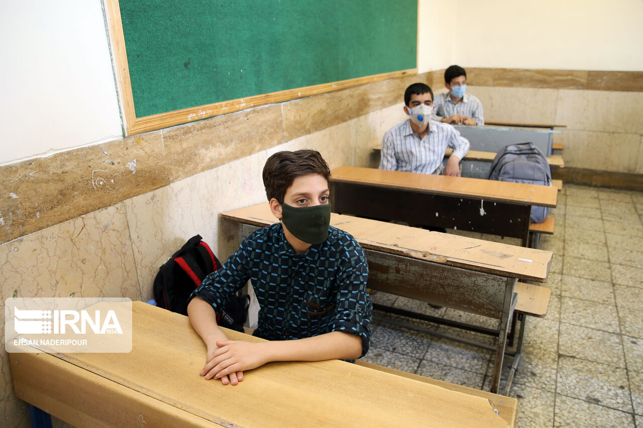 ۲ دانش آموز گنبدی به کرونا مبتلا شدند.