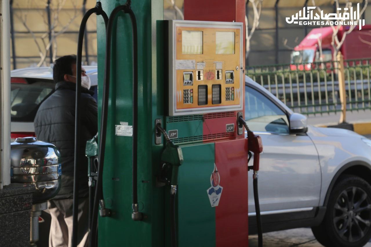 تکذیب تغییر در نحوه عرضه و قیمت بنزین