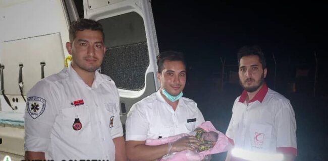 یک نوزاد در آمبولانس هلال احمر گلستان متولد شد.