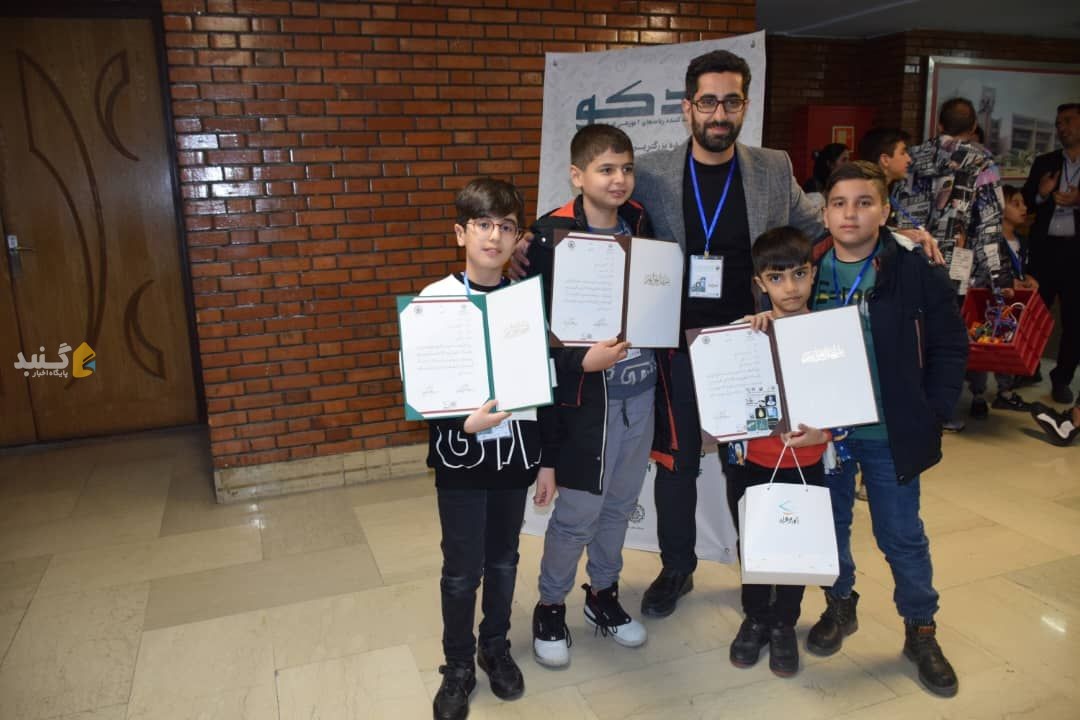 درخشش تیم 4 نفری اعزامی شهرستان گنبدکاووس در مسابقات رباتیک نادکاپ شریف