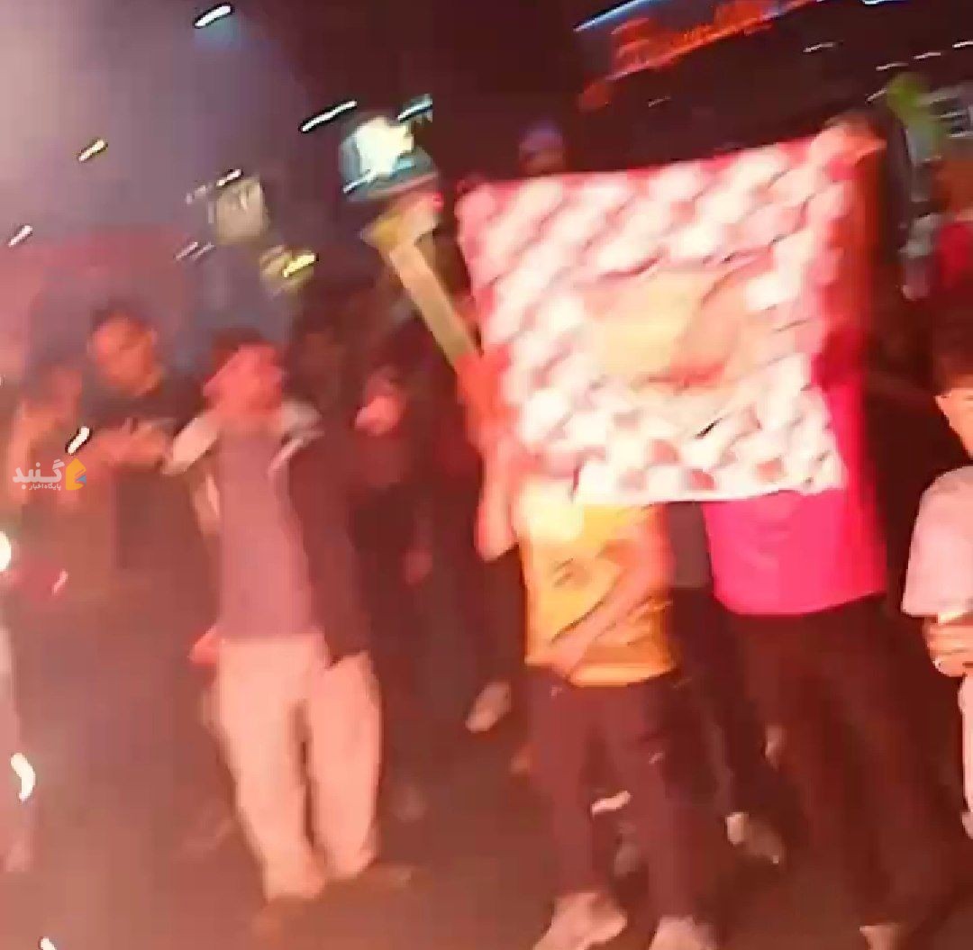 فیلم شادی و جشن طرفداران پرسپولیس در گنبد پس از برد دربی