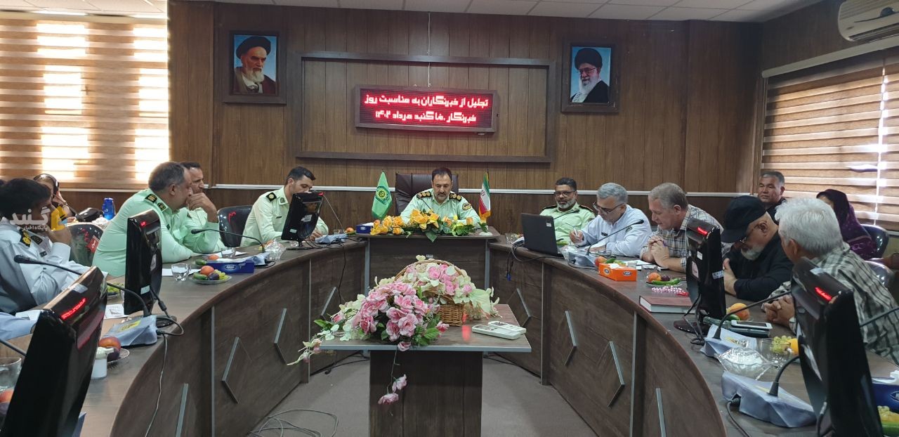 مراسم تجلیل از اصحاب رسانه شهرستان توسط جانشین فرمانده انتظامی گنبدکاووس برگزار شد