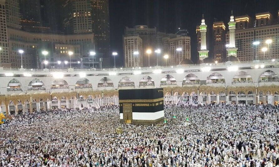 هزار و ۲۰۰ گلستانی به حج عمره اعزام می‌شوند
