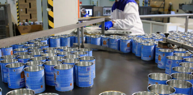 توزیع بیش از ۱۲ میلیون قوطی شیرخشک رگولار در آذرماه