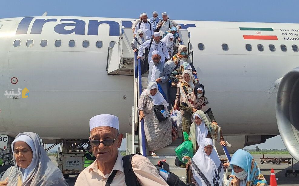 اولین گروه حجاج گلستانی از سرزمین وحی بازگشتند