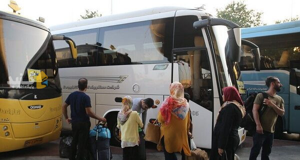 جابه‌جایی اتوبوسی زائرین گلستان به حرم رضوی آغاز شد