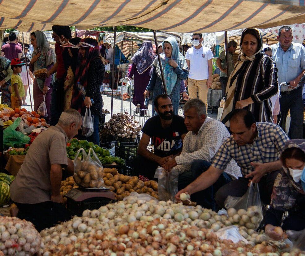 جمعه بازار گنبد در آستانه انتقال به مکان جدید