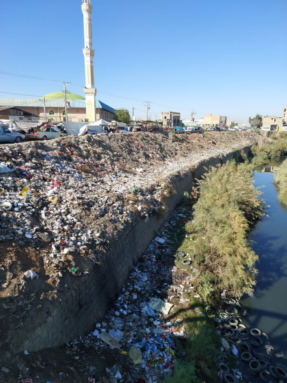 گرگان‌رود دیگر رودخانه نیست؛ فقط فاضلاب شهریِ رهاشده در مسیر خشک پایین دست یک سد تقریبا خشک است